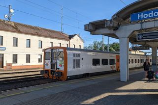 Když koupili 35 let starý šrot, tak ať se nediví. Chaos s Leo Express na vlastní kůži